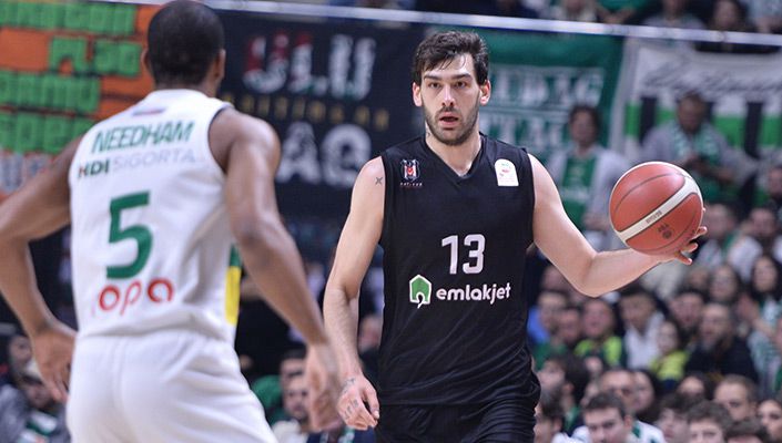 Frutti Extra Bursaspor:88 Beşiktaş Emlakjet:74 Frutti Extra Bursaspor:88 Beşiktaş Emlakjet:74
