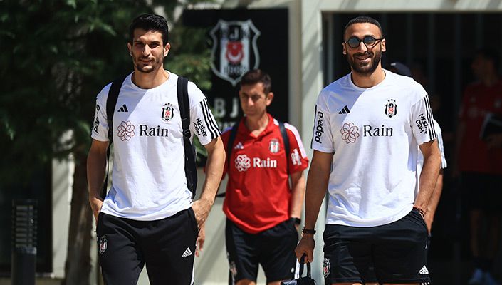 Futbol A Takımımız Bükreş’e Gitti Futbol A Takımımız Bükreş’e Gitti