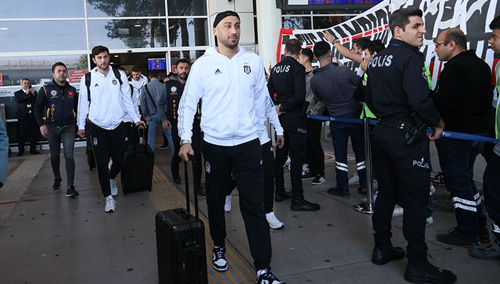 Futbol A Takımımız Kamp Çalışmaları İçin Antalya’da Futbol A Takımımız Kamp Çalışmaları İçin Antalya’da