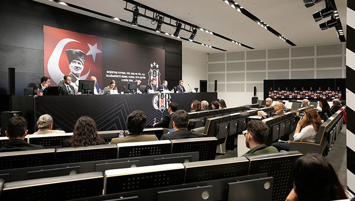 Futbol A.Ş. Olağanüstü Genel Kurul Toplantısı Yapıldı Futbol A.Ş. Olağanüstü Genel Kurul Toplantısı Yapıldı