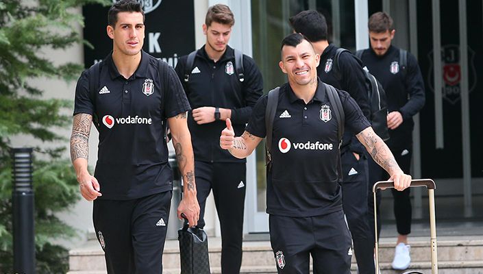 Futbol Takımımız Belçika’ya Gitti Futbol Takımımız Belçika’ya Gitti
