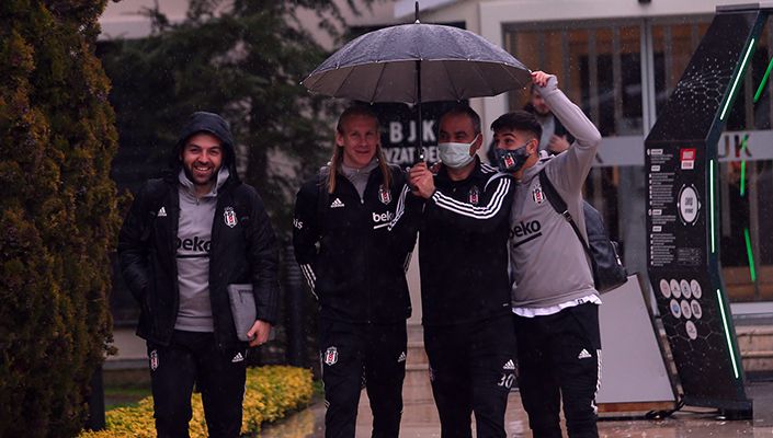 Futbol Takımımız Hatay’a Gitti Futbol Takımımız Hatay’a Gitti