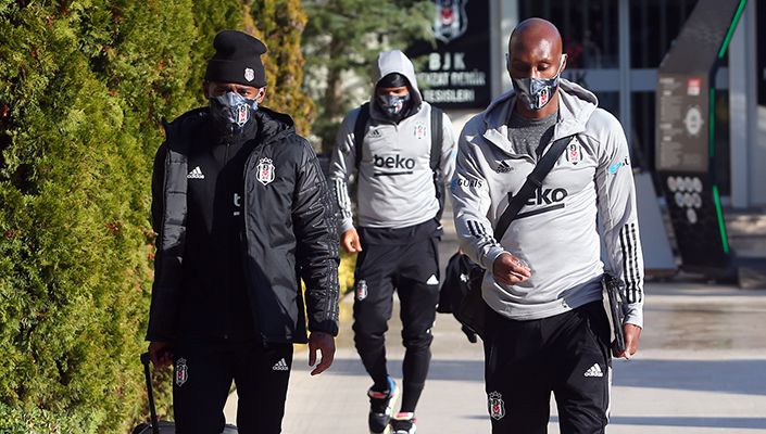 Futbol Takımımız Kayseri’ye Gitti Futbol Takımımız Kayseri’ye Gitti