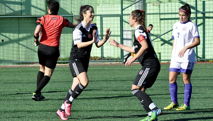 Kadın Futbol Takımımızın Rakibi Ataşehir Belediye Spor Kadın Futbol Takımımızın Rakibi Ataşehir Belediye Spor