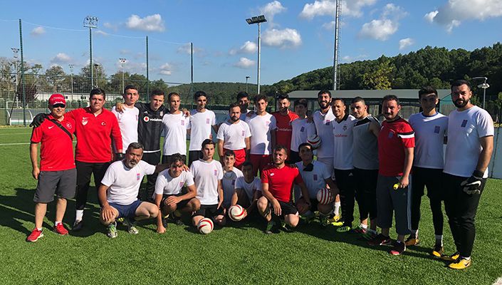 Futbolcularımızdan Görme Engelli U-23 Milli Takımı’na Ziyaret Futbolcularımızdan Görme Engelli U-23 Milli Takımı’na Ziyaret