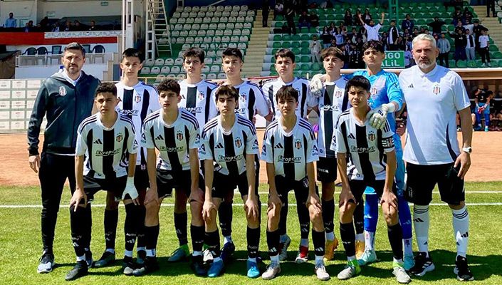 Gaziantep FK:2 Beşiktaş:0 (U-14) Gaziantep FK:2 Beşiktaş:0 (U-14)