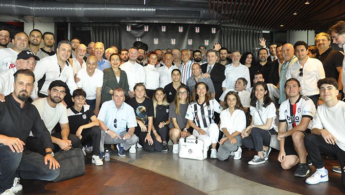 Geleneksel Bayramlaşma Töreni Yapıldı Geleneksel Bayramlaşma Töreni Yapıldı