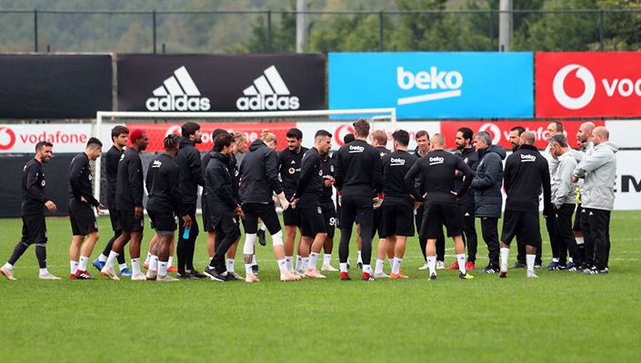 Genk Maçı Hazırlıkları Başlıyor Genk Maçı Hazırlıkları Başlıyor