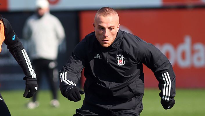 Gökhan Töre’nin Sağlık Durumu Hakkında Bilgilendirme Gökhan Töre’nin Sağlık Durumu Hakkında Bilgilendirme