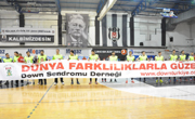 Beşiktaş Mogaz Takımımız, Down Sendromlu Çocuklarla Sahaya Çıktı