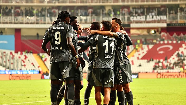 Hesap.com Antalyaspor:1 Beşiktaş:3 Hesap.com Antalyaspor:1 Beşiktaş:3