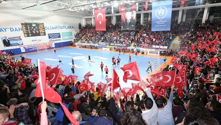 Hentbol A Erkek Milli Takımımız 2019 Dünya Hentbol Şampiyonası Elemelerinde Yunanistan’ı Yendi Hentbol A Erkek Milli Takımımız 2019 Dünya Hentbol Şampiyonası Elemelerinde Yunanistan’ı Yendi