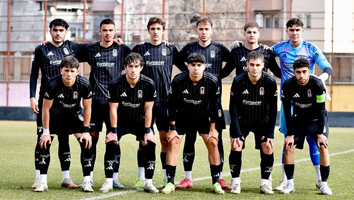 İkas Eyüpspor:1 Beşiktaş:1 (U-19) İkas Eyüpspor:1 Beşiktaş:1 (U-19)