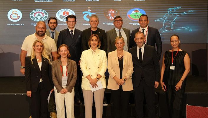 Kadın Futbol Takımımızın Turkcell Kadın Futbol Süper Ligi Fikstürü Belli Oldu Kadın Futbol Takımımızın Turkcell Kadın Futbol Süper Ligi Fikstürü Belli Oldu