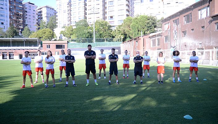 Kadın Futbol Takımımız, 2020-21 Sezonu Hazırlıklarına Başladı Kadın Futbol Takımımız, 2020-21 Sezonu Hazırlıklarına Başladı