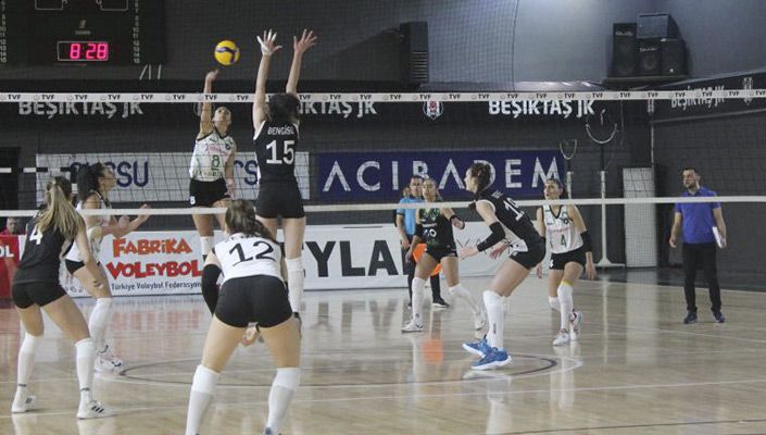 Kadınlar Voleybol 1. Ligi’nde Rakip Adam Voleybol Kadınlar Voleybol 1. Ligi’nde Rakip Adam Voleybol