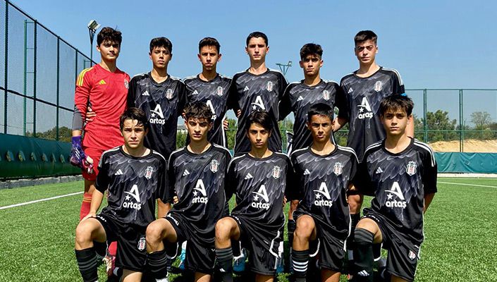 Kasımpaşa:1 Beşiktaş Artaş:2 (U-15 Hazırlık Maçı) Kasımpaşa:1 Beşiktaş Artaş:2 (U-15 Hazırlık Maçı)