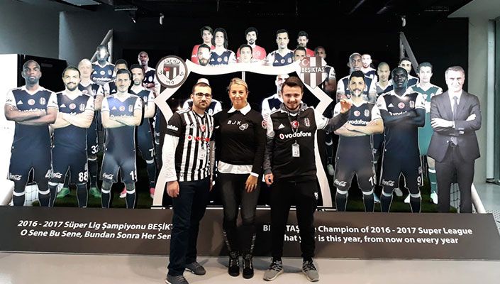 Küçükçekmece Beşiktaşlı Taraftarlar Derneği’nden Anlamlı Etkinlik Küçükçekmece Beşiktaşlı Taraftarlar Derneği’nden Anlamlı Etkinlik