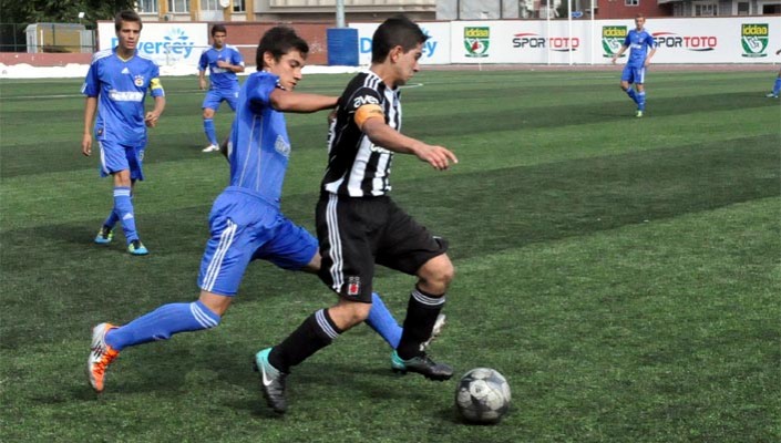 U-16 Takımımız Galip U-16 Takımımız Galip