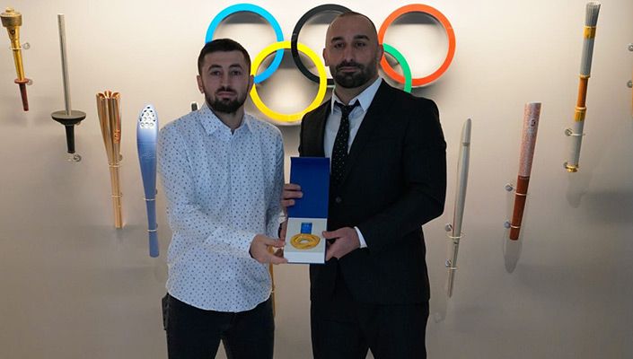 Milli Güreşçimiz Ufuk Yılmaz, Altın Madalyasına Kavuştu Milli Güreşçimiz Ufuk Yılmaz, Altın Madalyasına Kavuştu
