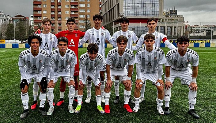 MKE Ankaragücü:3 Beşiktaş Artaş:0 (U-17) MKE Ankaragücü:3 Beşiktaş Artaş:0 (U-17)