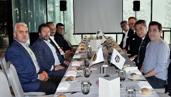 MKE Ankaragücü Yönetimine Dostluk Yemeği MKE Ankaragücü Yönetimine Dostluk Yemeği