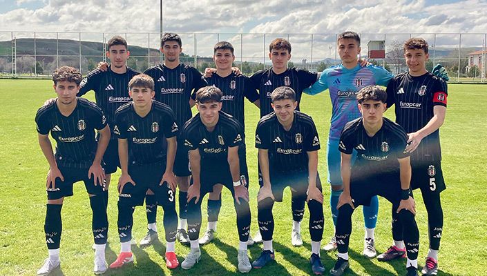 Net Global Sivasspor:1 Beşiktaş:3 (U-17) Net Global Sivasspor:1 Beşiktaş:3 (U-17)
