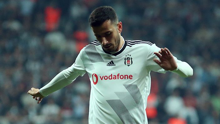Oğuzhan Özyakup: ‘Takım içindeki güzel atmosferi sahaya da yansıtmalıyız’ Oğuzhan Özyakup: ‘Takım içindeki güzel atmosferi sahaya da yansıtmalıyız’