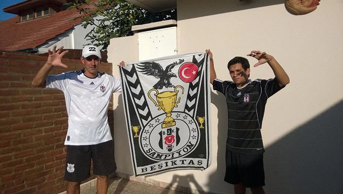 Osvaldo Nartallo: “Beşiktaş’a futbolcu olarak geldim, taraftar olarak ayrıldım” Osvaldo Nartallo: “Beşiktaş’a futbolcu olarak geldim, taraftar olarak ayrıldım”