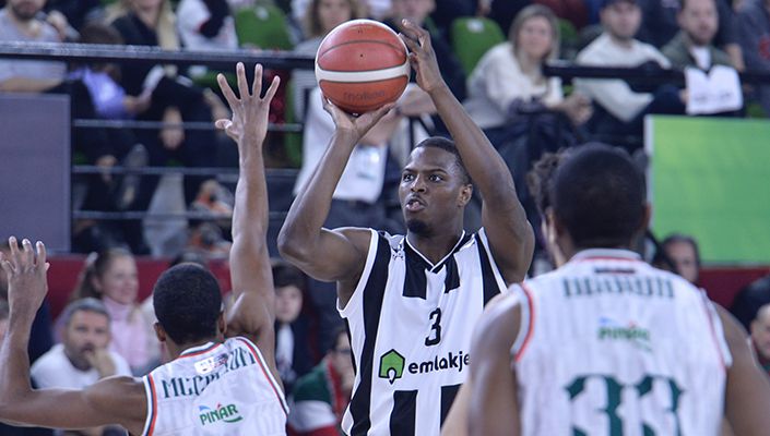 Pınar Karşıyaka:94 Beşiktaş Emlakjet:90 Pınar Karşıyaka:94 Beşiktaş Emlakjet:90