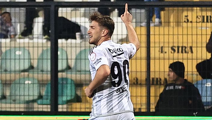 Semih Kılıçsoy: “Gol attığım için mutluyum” Semih Kılıçsoy: “Gol attığım için mutluyum”