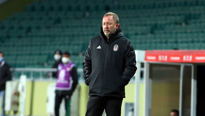 Sergen Yalçın: “Çeyrek finale yakışır bir maç oldu” Sergen Yalçın: “Çeyrek finale yakışır bir maç oldu”
