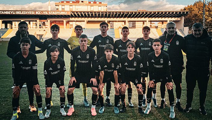 Sultanbeyli Belediye:0 Beşiktaş:3 (U-14) Sultanbeyli Belediye:0 Beşiktaş:3 (U-14)