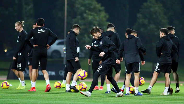Takımımızın Akhisarspor Maçı Kadrosu Belli Oldu Takımımızın Akhisarspor Maçı Kadrosu Belli Oldu