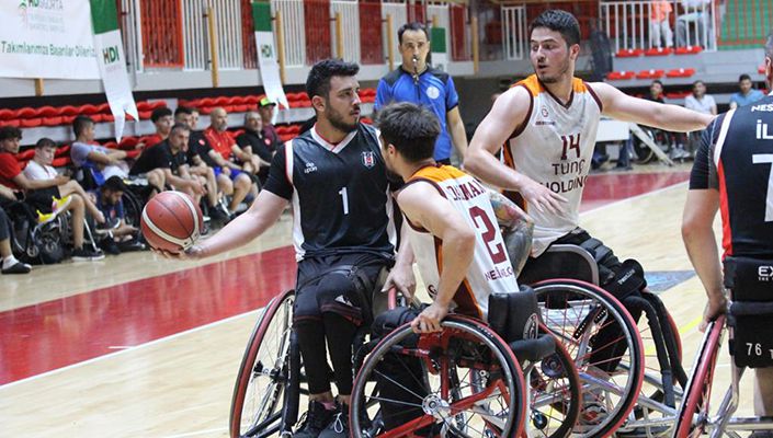 Tekerlekli Sandalye Basketbol Takımımız HDI Sigorta Tekerlekli Sandalye Basketbol Süper Ligi’nde Üçüncü Oldu Tekerlekli Sandalye Basketbol Takımımız HDI Sigorta Tekerlekli Sandalye Basketbol Süper Ligi’nde Üçüncü Oldu