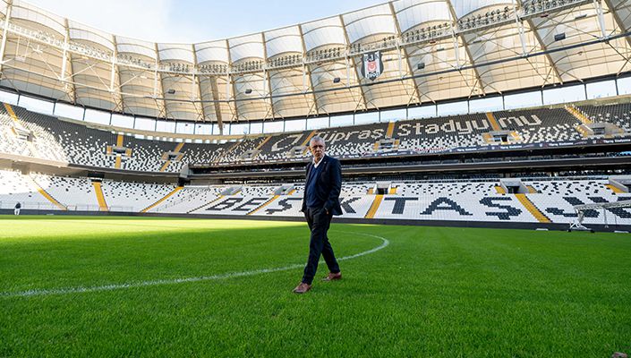 Teknik Direktörümüz Fernando Santos Tüpraş Stadyumu’nda İncelemelerde Bulundu Teknik Direktörümüz Fernando Santos Tüpraş Stadyumu’nda İncelemelerde Bulundu