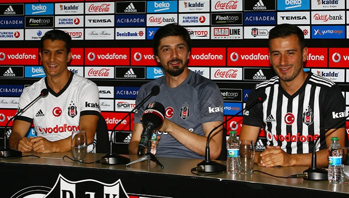 Tolga Zengin, Necip Uysal ve Oğuzhan Özyakup Basın Toplantısı Düzenledi Tolga Zengin, Necip Uysal ve Oğuzhan Özyakup Basın Toplantısı Düzenledi