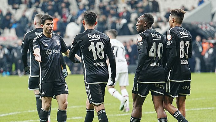 Trendyol Süper Lig’de Rakip Trabzonspor Trendyol Süper Lig’de Rakip Trabzonspor