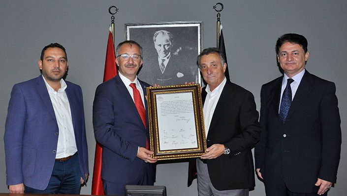 Türkiye Cumhuriyeti Cumhurbaşkanlığı Devlet Arşivleri Başkanı Prof. Dr. Uğur Ünal’dan Başkanımıza Ziyaret Türkiye Cumhuriyeti Cumhurbaşkanlığı Devlet Arşivleri Başkanı Prof. Dr. Uğur Ünal’dan Başkanımıza Ziyaret