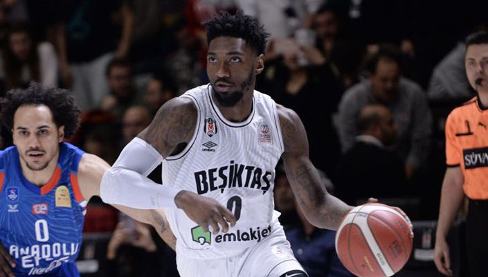 Türkiye Sigorta Basketbol Süper Ligi’nde Rakip Anadolu Efes Türkiye Sigorta Basketbol Süper Ligi’nde Rakip Anadolu Efes