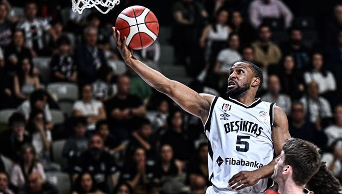 Türkiye Sigorta Basketbol Süper Ligi’nde Rakip Anadolu Efes Türkiye Sigorta Basketbol Süper Ligi’nde Rakip Anadolu Efes