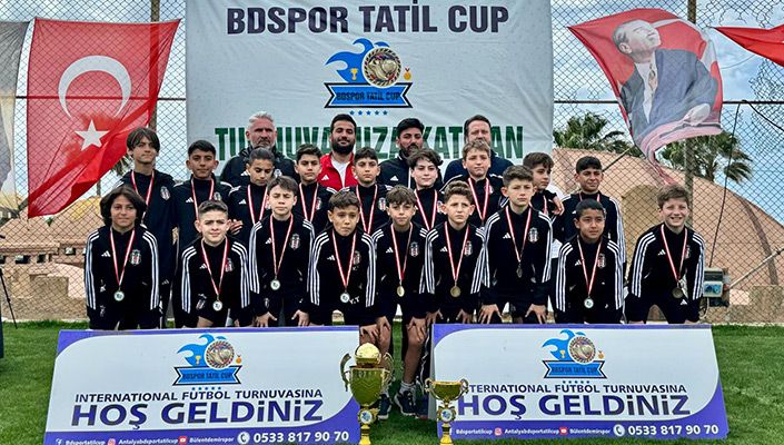U-12 Takımımız, BDSPOR Tatil Cup’ta Şampiyon Oldu U-12 Takımımız, BDSPOR Tatil Cup’ta Şampiyon Oldu