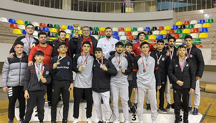 U-17 Güreş Takımımız, İstanbul Şampiyonu Oldu U-17 Güreş Takımımız, İstanbul Şampiyonu Oldu