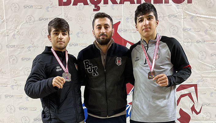 U-17 Güreş Takımımız, Türkiye Üçüncüsü Oldu U-17 Güreş Takımımız, Türkiye Üçüncüsü Oldu
