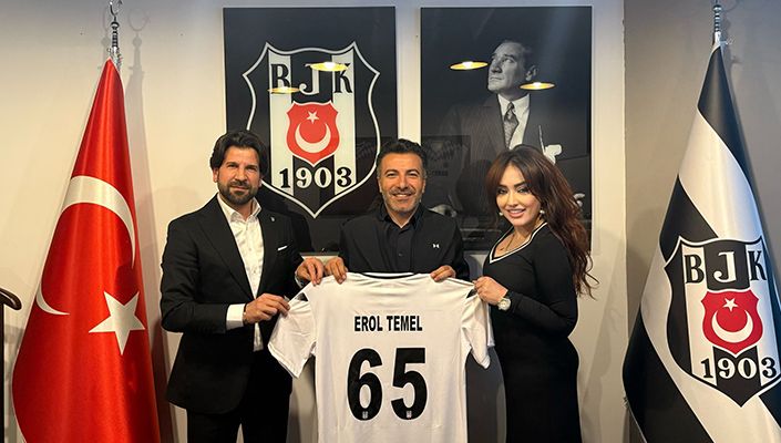 Vanspor FK Başkanı Erol Temel’den Kulübümüze Ziyaret Vanspor FK Başkanı Erol Temel’den Kulübümüze Ziyaret
