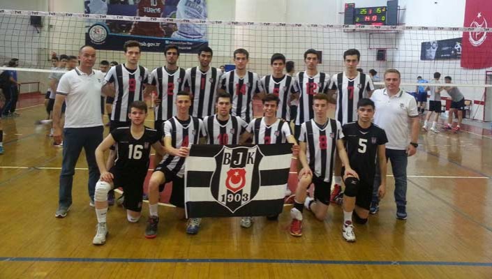 Beşiktaş:3 Adana Seyhan Belediyesi:0 (Genç Erkek Voleybol) Beşiktaş:3 Adana Seyhan Belediyesi:0 (Genç Erkek Voleybol)
