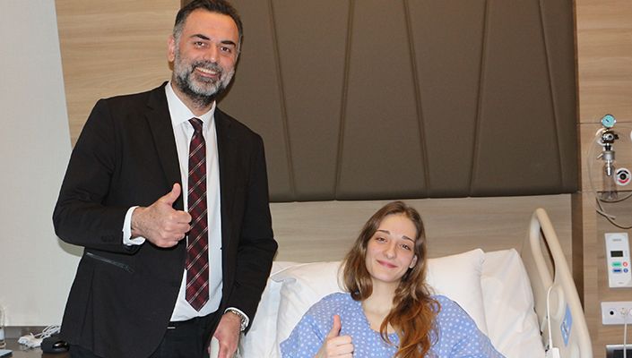 Voleybol Altyapı Sporcumuz Ece Demirok Ameliyat Oldu Voleybol Altyapı Sporcumuz Ece Demirok Ameliyat Oldu