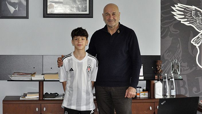 Yağız Karabulut Futbol Akademimize Dahil Oldu Yağız Karabulut Futbol Akademimize Dahil Oldu