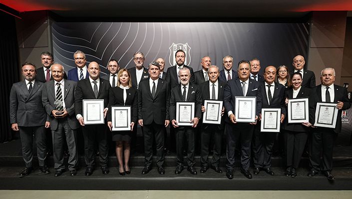 Yeni Divan Başkanlık Kurulumuz İçin Mazbata Töreni Yapıldı Yeni Divan Başkanlık Kurulumuz İçin Mazbata Töreni Yapıldı