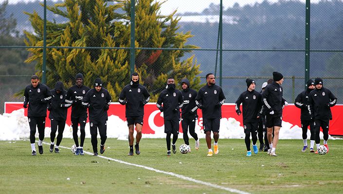 Yukatel Denizlispor Maçı Hazırlıkları Başladı Yukatel Denizlispor Maçı Hazırlıkları Başladı